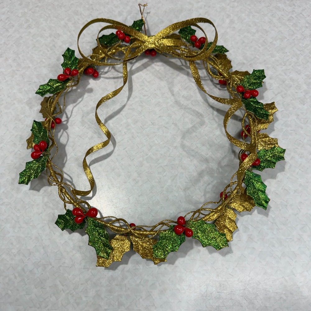 Christmas Wreath metal 10” 2 sided